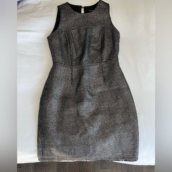 Banana Republic dress - Picture 2 of 7